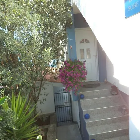 Blue View * Трогір